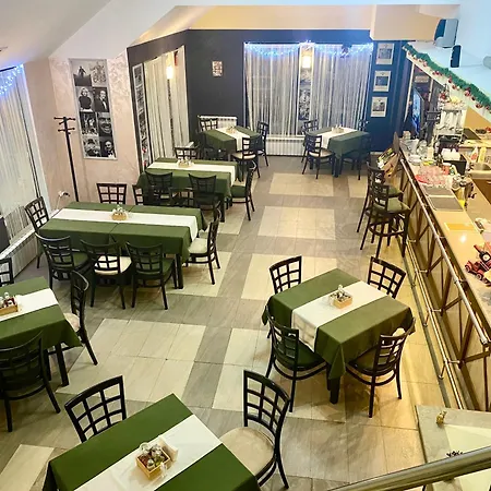 Antonovi Deluxe In Laplandia * Pamporovo