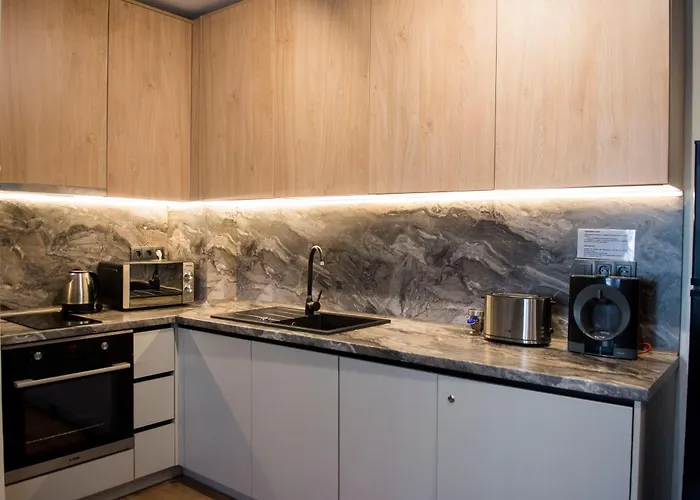 Antonovi Deluxe In Laplandia *