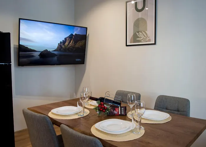 Antonovi Deluxe In Laplandia *